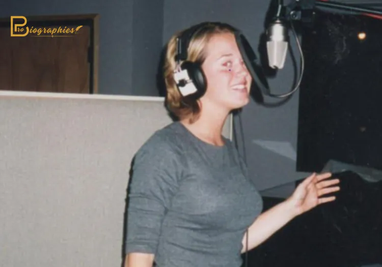 Katy perry as young in Studio